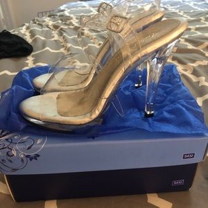 Fabulicious Clear Bikini Heels size 6